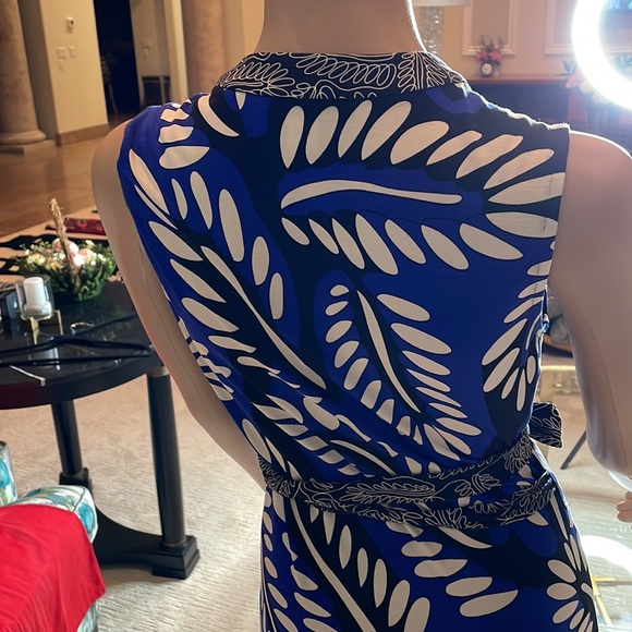 DVF long wrap dress. - Picture 5 of 10